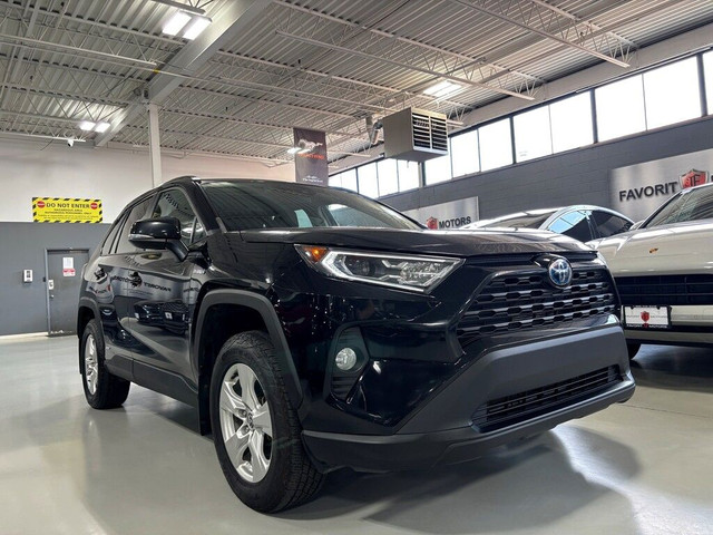 2021 Toyota RAV4 Hybrid XLE|AWD|ALLOYS|SUNROOF|BACKUPCAM|+++ in Cars & Trucks in City of Toronto - Image 2