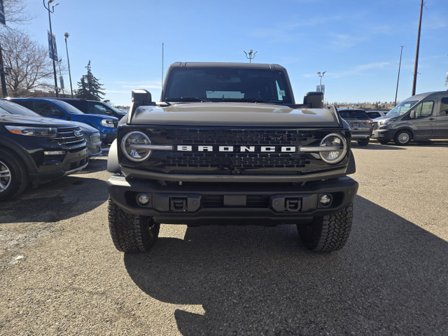 2025 Ford Bronco BADLANDS | SASQUATCH PKG | BLACK APP PKG | G.O. in Cars & Trucks in Calgary - Image 2