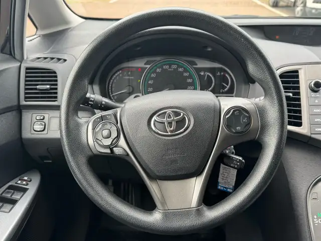2016 Toyota Venza - $239 B/W in Cars & Trucks in Moncton - Image 14