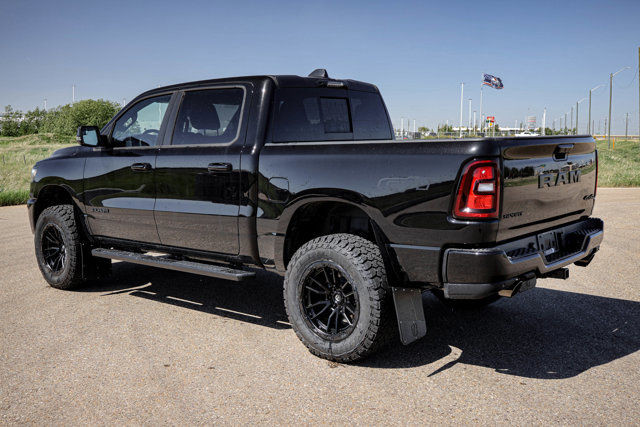 2025 Ram 1500 LIFTED LEATHER LOADED SPORT CREWCAB 4X4 SUNROOF in Cars & Trucks in Strathcona County - Image 2