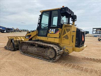 2015 Caterpillar 953D in Heavy Equipment in Winnipeg - Image 4