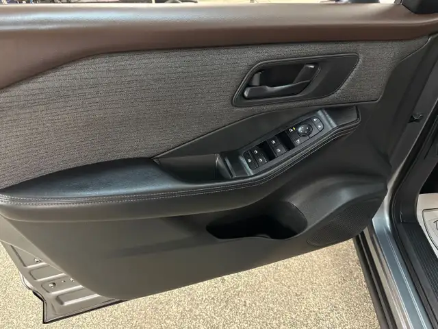 2022 Nissan Rogue S S/AWD/SHARP! OFF 1 OWNER LEASE! 60KM! in Cars & Trucks in Belleville - Image 13
