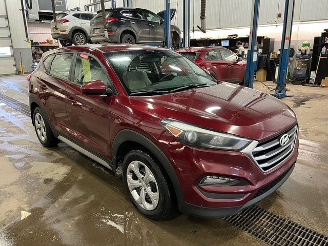  2017 Hyundai Tucson FWD 2.0L AUTOMATIQUE JAMAIS ACCIDENTE dans Autos et camions  à Lévis