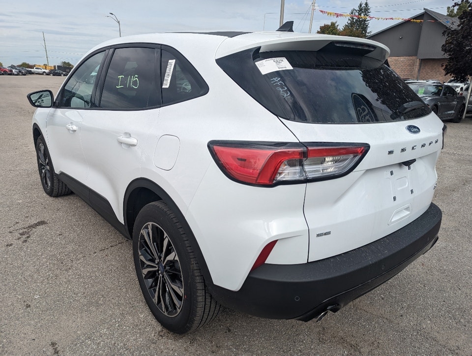  2022 Ford Escape SE *SE Sport Appearance, Convenience Pkg, Cold Weather*
