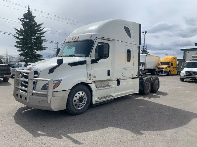 2019 Freightliner T12664ST in Heavy Trucks in Edmonton - Image 3