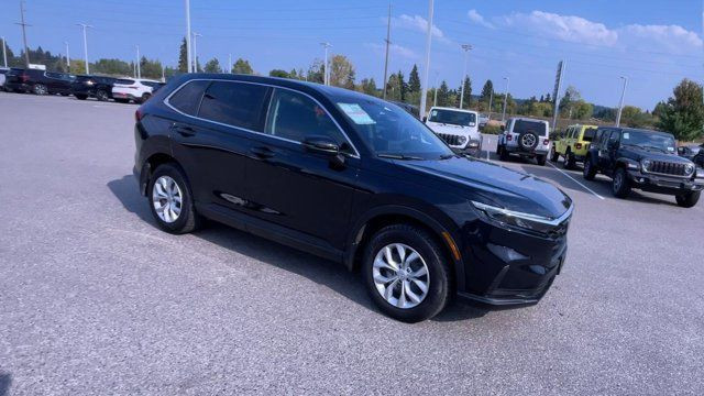 2023 Honda CR-V LX | AWD | Backup Camera | Bluetooth in Cars & Trucks in Prince George - Image 2