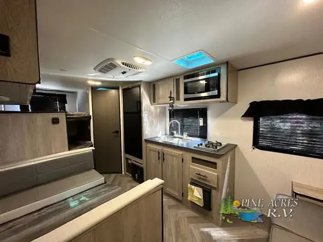 2023 Heartland Prowler 172BHX in Travel Trailers & Campers in Truro - Image 4