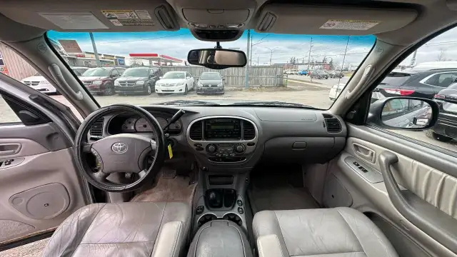 2004 Toyota Sequoia Limited*4X4*LEATHER*GREAT SHAPE*RELIABLE*AS  in Cars & Trucks in London - Image 12