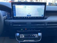 This Executive Driven Lincoln has been carefully driven by one of our employees or as a courtesy ser... (image 8)