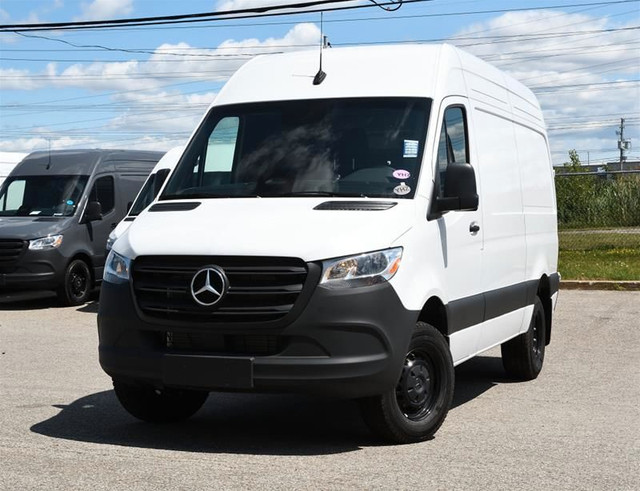 2025 Mercedes-Benz Sprinter 3500 144 Wheelbase High Roof RWD dans Autos et camions  à Laval/Rive Nord