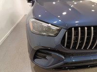 Turbo/Supercharged,Air Suspension,All Wheel Drive,Air Suspension,Active Suspension,Brake Assist,Lith... (image 3)