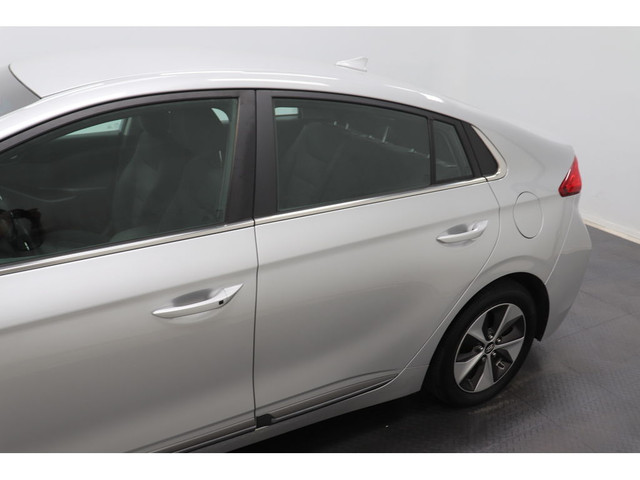 2019 Hyundai Ioniq Electric PREFERRED, CAMERA, CARPLAY, SIEGES C in Cars & Trucks in Longueuil / South Shore - Image 4