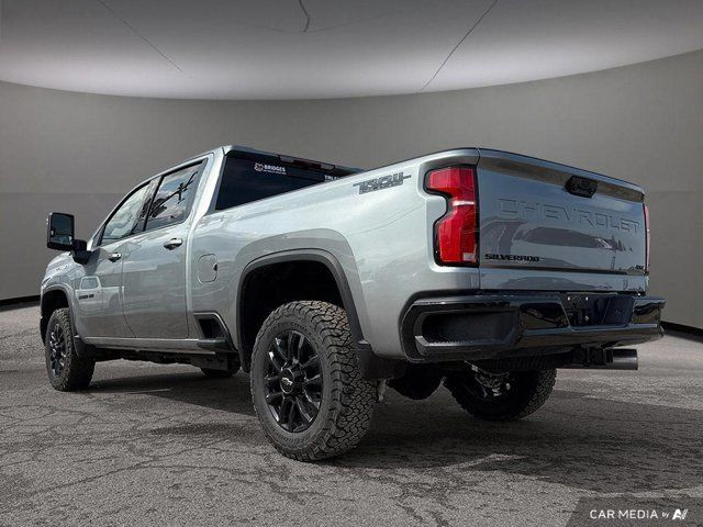 2025 Chevrolet Silverado 3500HD LTZ | Heated Seat | Moonroof in Cars & Trucks in Saskatoon - Image 4