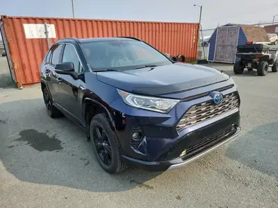 Come see this certified 2021 Toyota RAV4 Hybrid XSE AWD | Leather | Sunroof | Nav | JBL Audio | Heat...