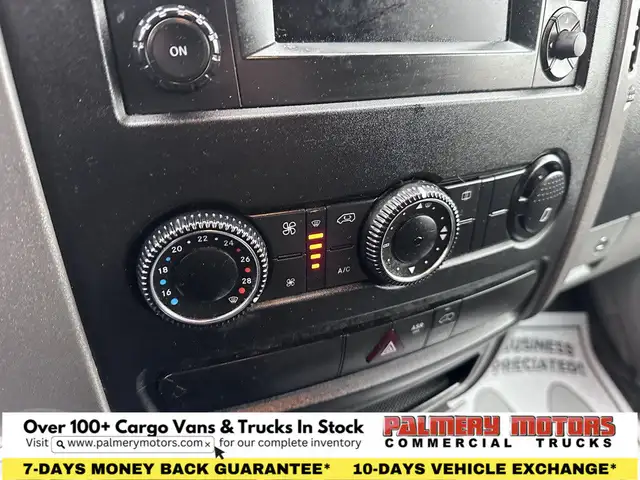 2017 Mercedes-Benz Sprinter 2500 144" HIGH ROOF 4X4 +LOW RANGE dans Autos et camions dans Région de Mississauga/Peel - Image 39