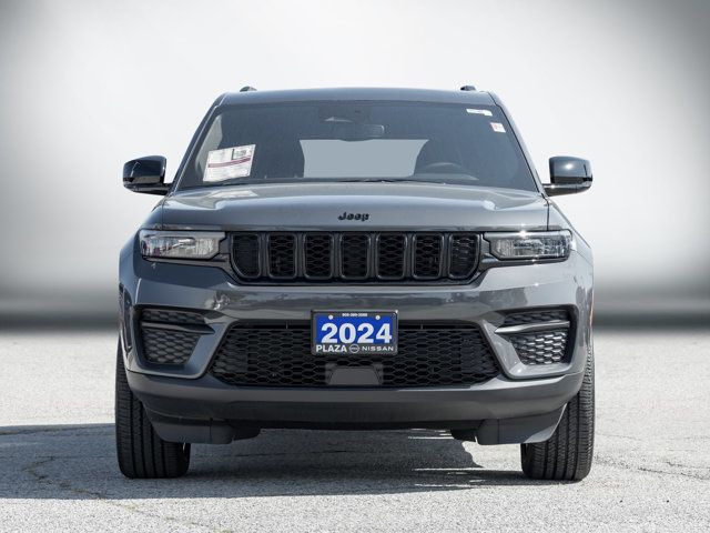 2024 Jeep Grand Cherokee Altitude | Clean Carfax | One Owner in Cars & Trucks in Hamilton - Image 2