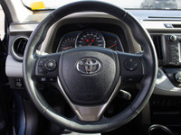FEATURES OF THE RAV4 AWD 4dr XLE »» All-wheel drive for enhanced road control »» Power sunroof for a... (image 9)