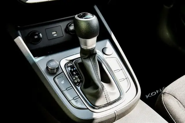 2022 Hyundai Kona 2.0L Essential AWD • HEATED SEATS • CP/AA in Cars & Trucks in Cornwall - Image 23