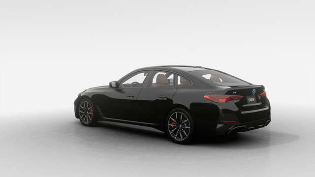 2025 BMW i4 eDrive40 Gran Coupé | Premium | M Sport in Cars & Trucks in City of Montréal - Image 2