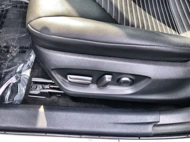 2023 Toyota Camry SE SOFTEX/FABRIC, BK.CAM, HTD. SEATS & STEE... in Cars & Trucks in Ottawa - Image 13