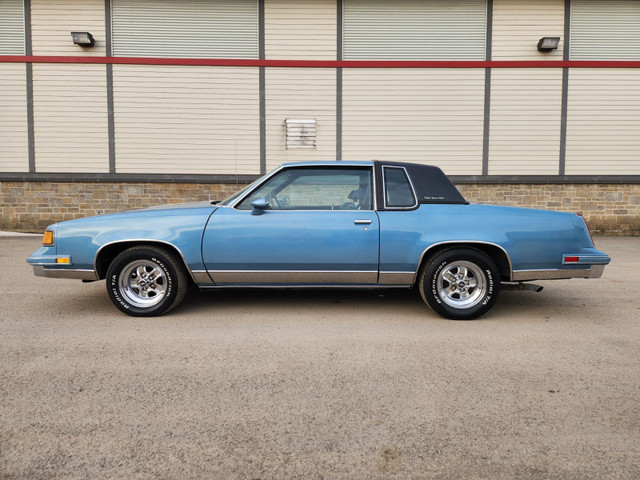 1988 Oldsmobile Cutlass Supreme Classic G Body in Classic Cars in West Island - Image 4