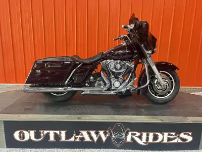 If you're looking for a beautiful good condition street glide with tons of upgraded and recent maint...