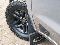 The 2021 Chevrolet Silverado 1500 LT Trail Boss is a rugged, performance-ready pickup designed for d... (image 9)