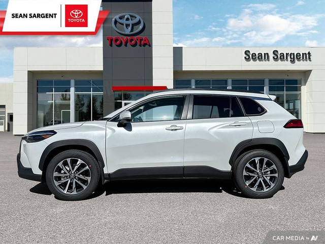 2024 Toyota Corolla Cross XLE AWD - TEST DRIVE VEHICLE - ORDER Y in Cars & Trucks in Grande Prairie - Image 3