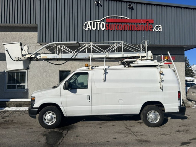 2011 Ford Fourgon Econoline Nacelle telelift - E350 in Cars & Trucks in Laval / North Shore - Image 2