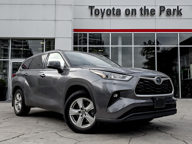2022 Toyota Highlander Hybrid LE AWD in Cars & Trucks in City of Toronto - Image 2