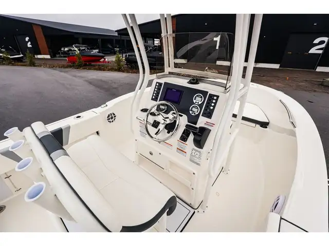 2024 Robalo R180 in Powerboats & Motorboats in Québec City - Image 16