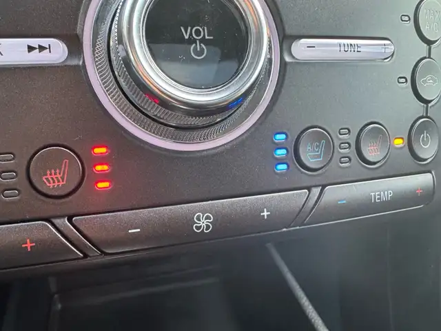 2019 Ford Fusion Hybrid Titanium, Hybrid, Navi, Sunroof, Camera, in Cars & Trucks in Mississauga / Peel Region - Image 29