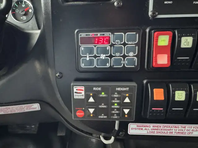2019 Chevrolet Express 4500 Ambulance in Cars & Trucks in Calgary - Image 21