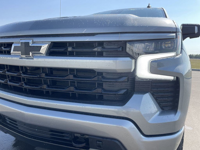 2023 Chevrolet Silverado 1500 RST in Cars & Trucks in Calgary - Image 3