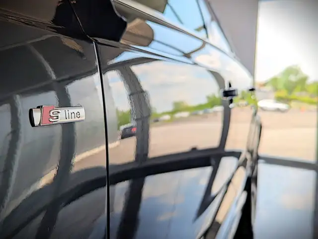 2018 Audi Q3 Progressiv in Cars & Trucks in City of Montréal - Image 3