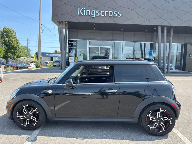 2013 Mini Hatch Cooper in Cars & Trucks in City of Toronto - Image 2