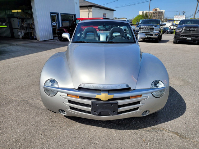 2005 Chevrolet SSR in Cars & Trucks in Peterborough - Image 4