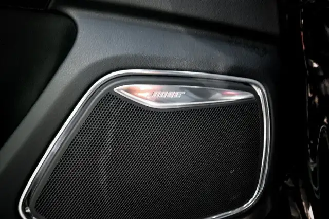 2018 Audi Q3 2.0 TFSI quattro Technik • SUNROOF • BOSE AUDIO • N dans Autos et camions dans Kingston - Image 13