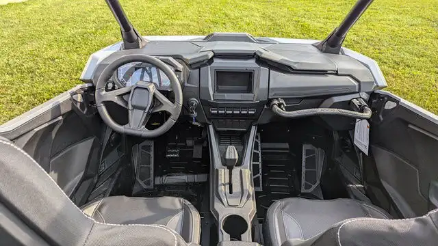2025 Polaris RZR Pro XP Sport in ATVs in Strathcona County - Image 11