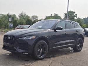 2021 Jaguar F-Pace P340 S | Leather | Pano Roof | Nav | 360 Camera | Heated Wheel + Seats | and much more!