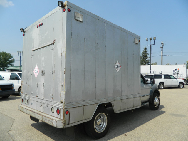 2007 Ford F 550 4X4 LUDE TRUCK WITH V-MAC COMPRESSOR  / ONLY 82  in Cars & Trucks in Edmonton - Image 4