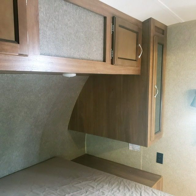2017 COACHMEN CATALINA 273 DBS BUNKS/SLIDE!ON LOT AT IPPERWASH ! in Travel Trailers & Campers in London - Image 4