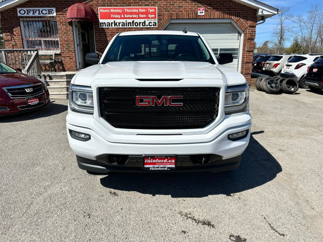  2018 GMC Sierra 1500 SLE Z71 Elev. Remote CarPlay XM A/C Backup in Cars & Trucks in Oshawa / Durham Region - Image 2