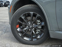 *2024 Dodge Durango R/T | 5.7L HEMI V8 | AWD | Blacktop Package* Turn heads and take command of the... (image 5)
