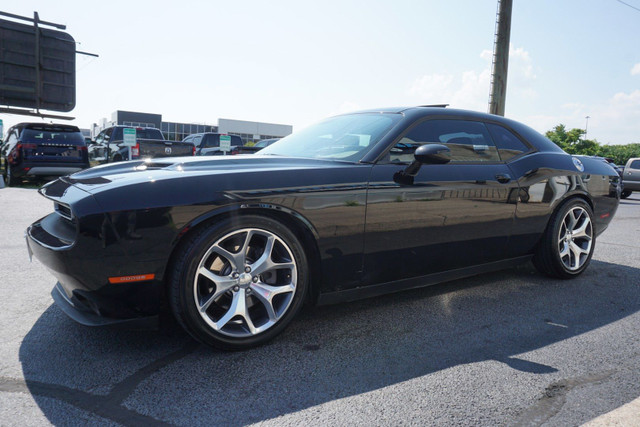 2015 Dodge Challenger in Cars & Trucks in Oakville / Halton Region - Image 3