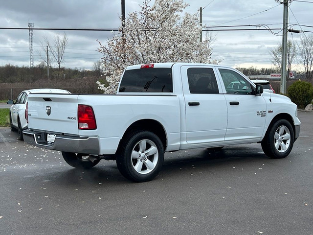 2022 Ram 1500 Classic SLT 4X4, Hemi, Bluetooth, Reverse Camera in Cars & Trucks in St. Catharines - Image 4