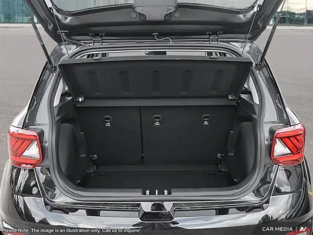 2025 Hyundai Venue Essential in Cars & Trucks in Mississauga / Peel Region - Image 8