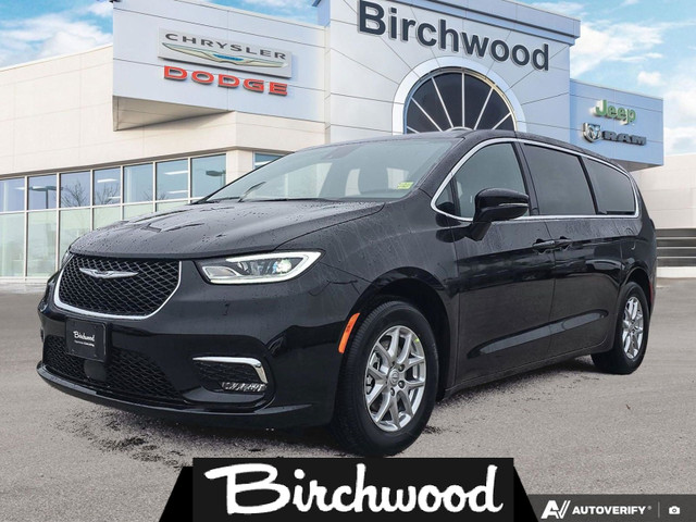 2026 Chrysler Pacifica SELECT in Cars & Trucks in Winnipeg