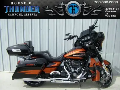 2017 Harley-Davidson CVO Street Glide This is the hot rod bagger decked out fender to fender with cu...