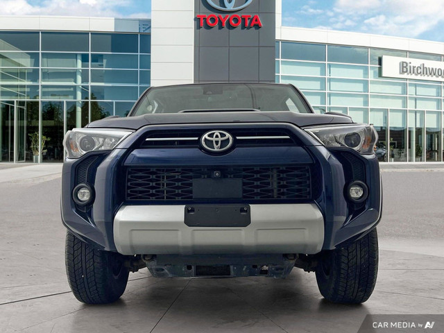 2022 Toyota 4Runner 4WD TRD Off Road | No Accidents | New Brakes in Cars & Trucks in Winnipeg - Image 4
